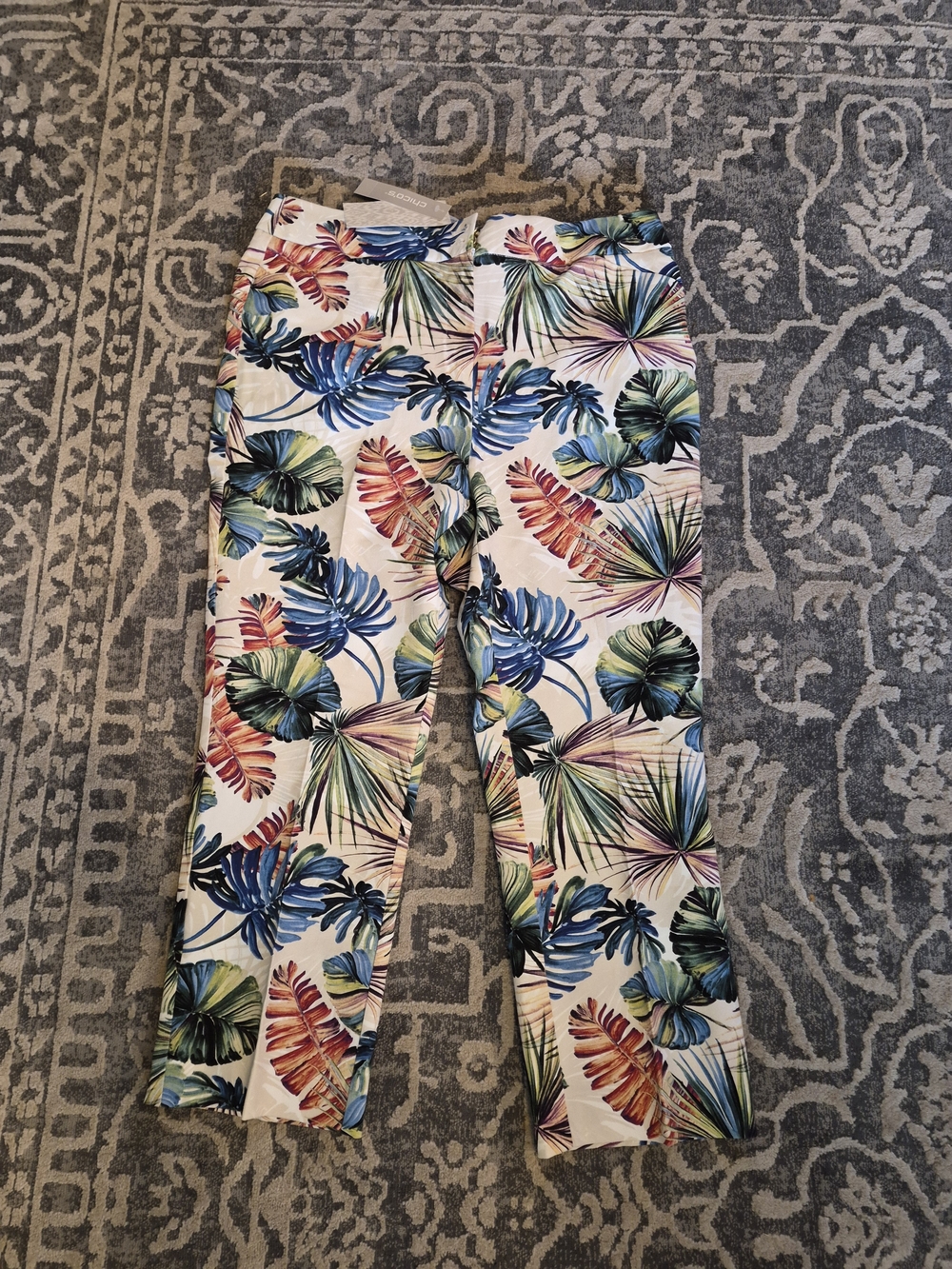 Chico's White Tropical Leaf Straight Leg‎ Pants Size 8/ Inseam 23